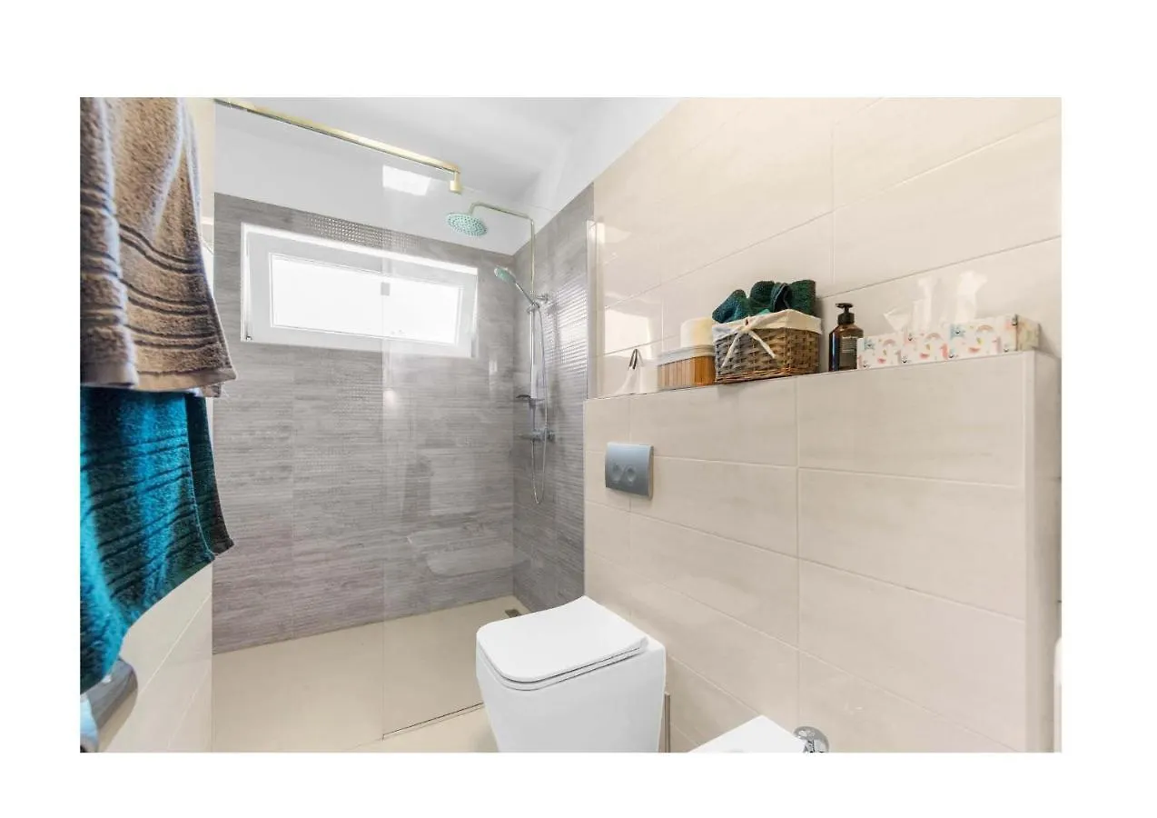 Villa Ventitre, Privatpool,Meersicht, Nahe Porec- Strand Neu Mugeba