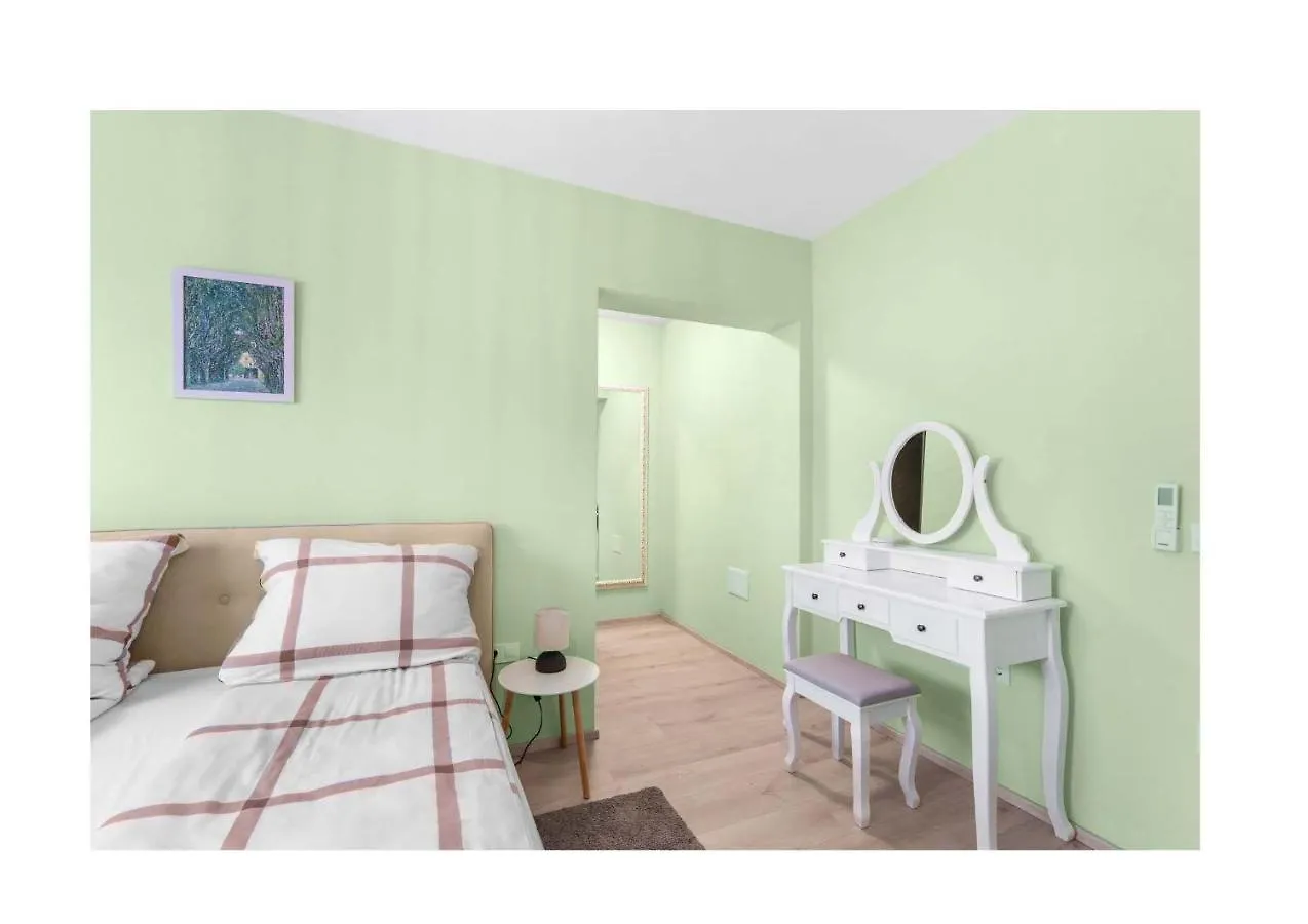 Villa Ventitre, Privatpool,Meersicht, Nahe Porec- Strand Neu Mugeba
